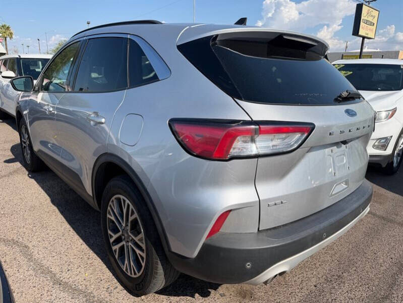 2020 Ford Escape SEL