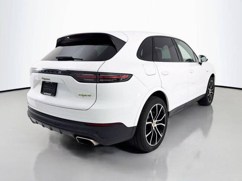 2019 Porsche Cayenne E-Hybrid
