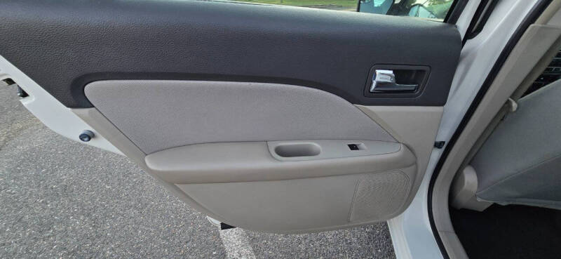 2012 Ford Fusion S