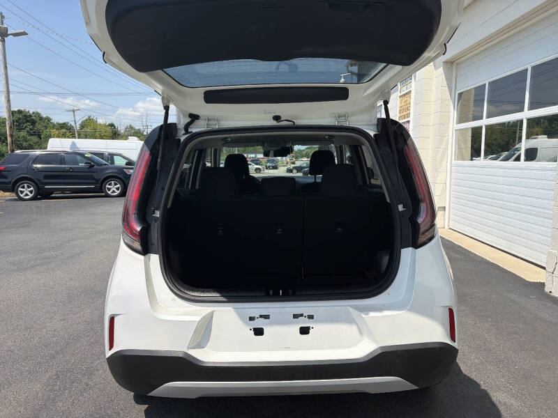 2023 Kia Soul LX