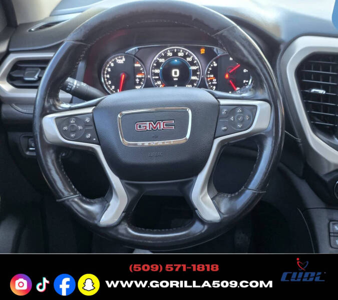 2017 GMC Acadia Denali