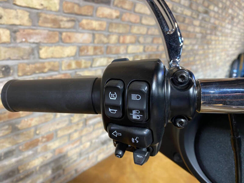 2022 Harley-Davidson Street Glide®