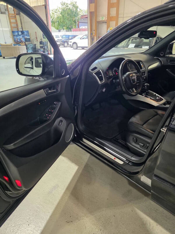 2012 Audi Q5 3.2 quattro Prestige