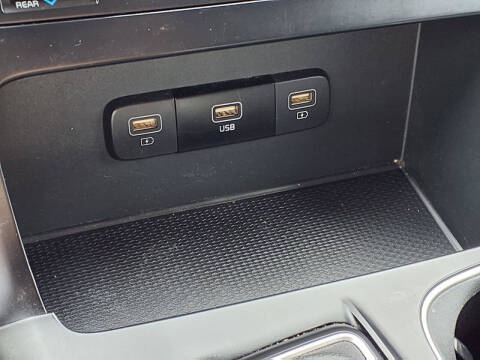 2023 Kia Carnival