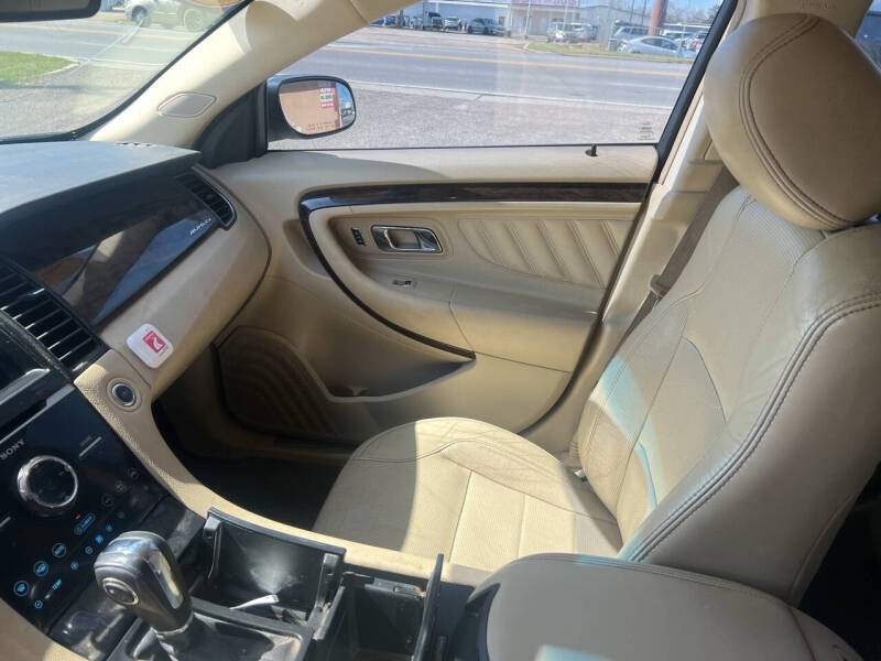 2013 Ford Taurus Limited