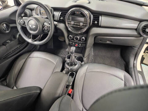 2016 MINI Hardtop 2 Door Cooper