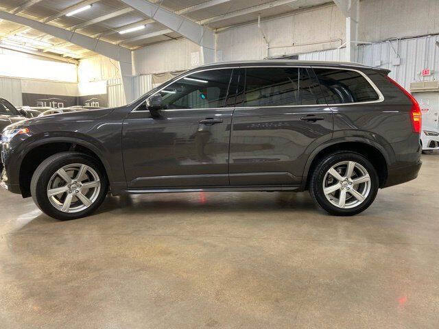 2023 Volvo XC90 B5 Core