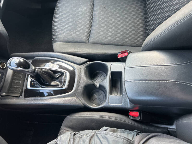 2020 Nissan Rogue S