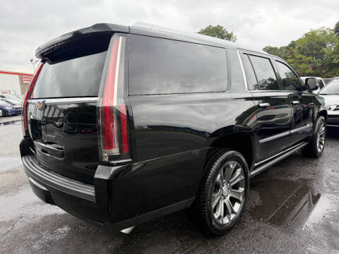 2016 Cadillac Escalade ESV Platinum