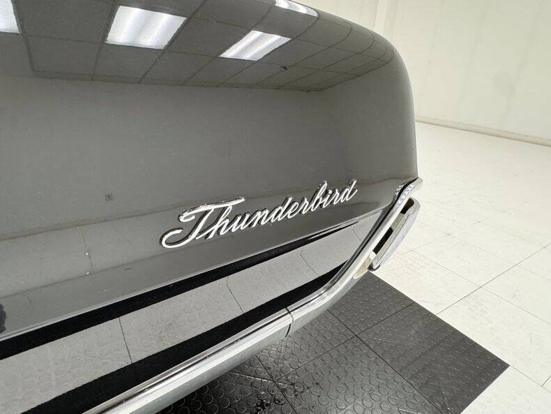 1967 Ford Thunderbird