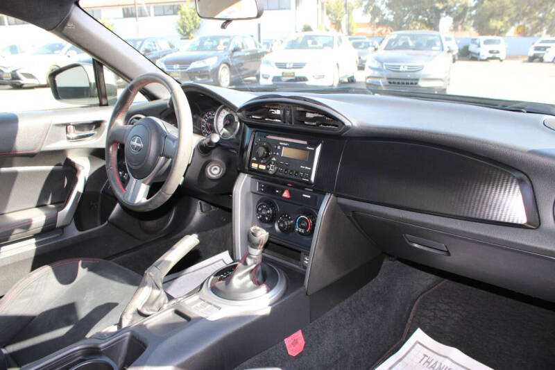 2013 Scion FR-S