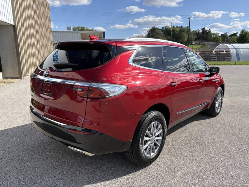2023 Buick Enclave Essence