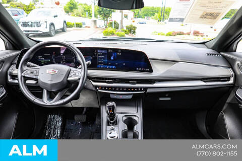 2025 Cadillac XT4 Premium Luxury