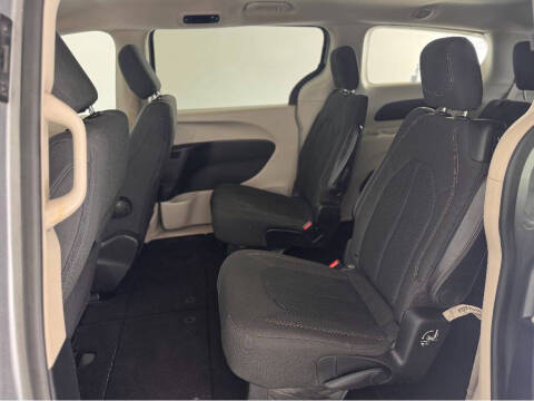 2019 Chrysler Pacifica LX