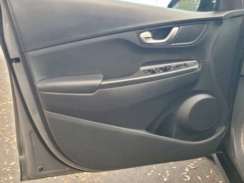 2023 Hyundai Kona Electric SE