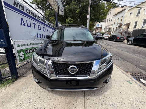 2015 Nissan Pathfinder SV