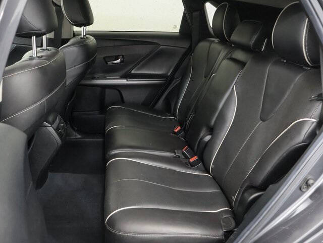 2014 Toyota Venza LE