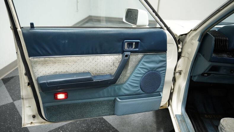 1982 Datsun Maxima GL