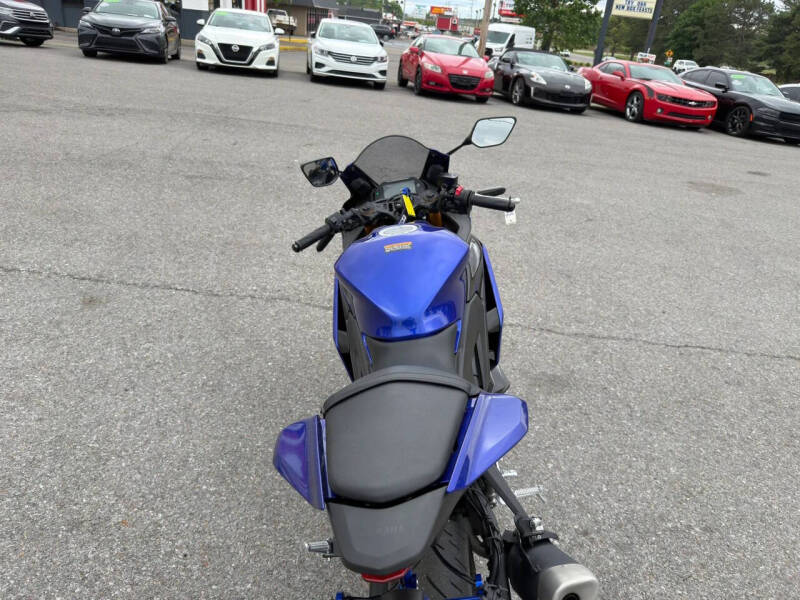 2025 Yamaha YZF-R3