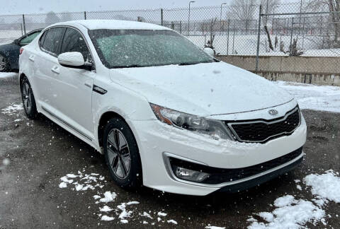 2013 Kia Optima Hybrid for sale at The Car-Mart in Bountiful UT