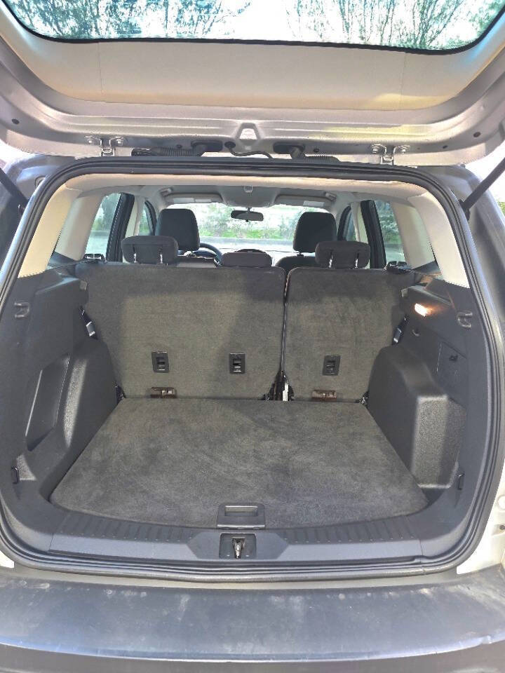 2014 Ford Escape S 4dr SUV - Silver exterior view 17