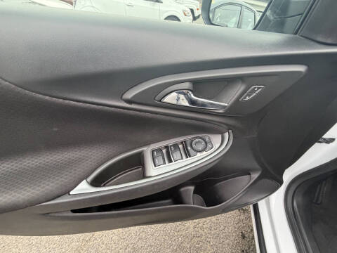 2018 Chevrolet Malibu LS