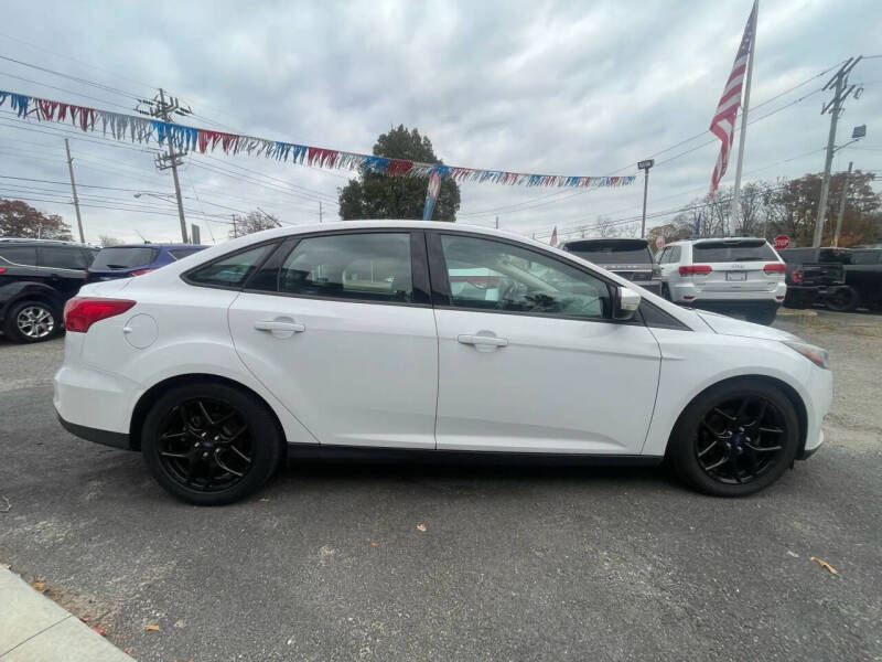 2016 Ford Focus SE