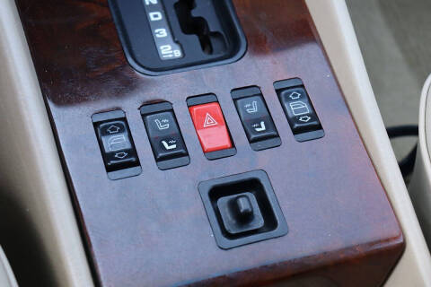 1988 Mercedes-Benz 560-Class 560 SL