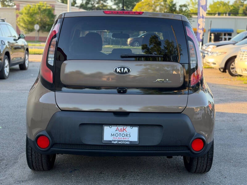 2015 Kia Soul +