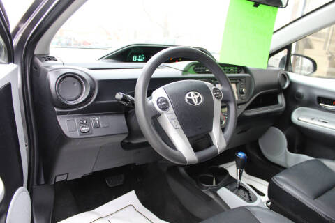 2012 Toyota Prius c Four