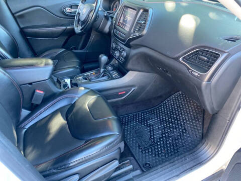 2019 Jeep Cherokee Trailhawk