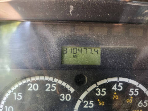 2006 Freightliner M2 106