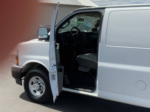 2021 Chevrolet Express 2500