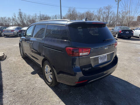 2016 Kia Sedona LX