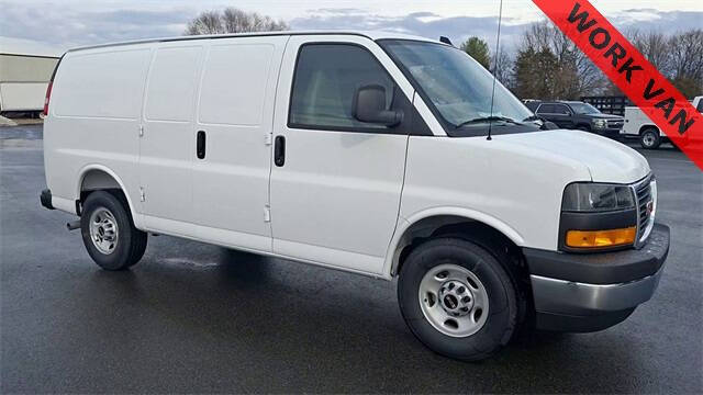 2025 GMC Savana 2500