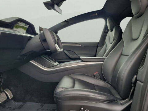 2022 Tesla Model X Plaid