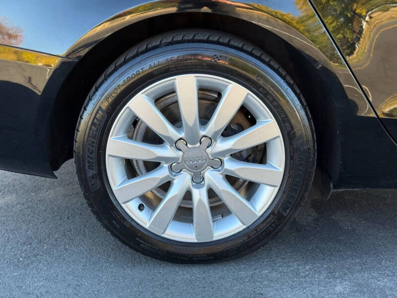 2012 Audi A4 2.0T quattro Premium