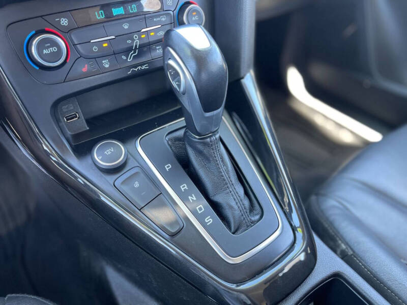 2015 Ford Focus Titanium