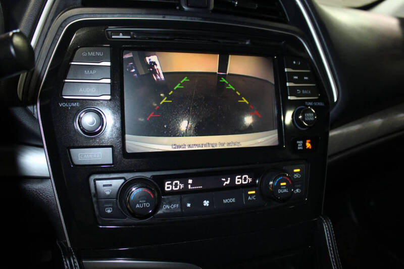 2017 Nissan Maxima