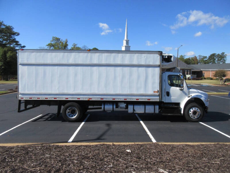 2013 Freightliner M2 106