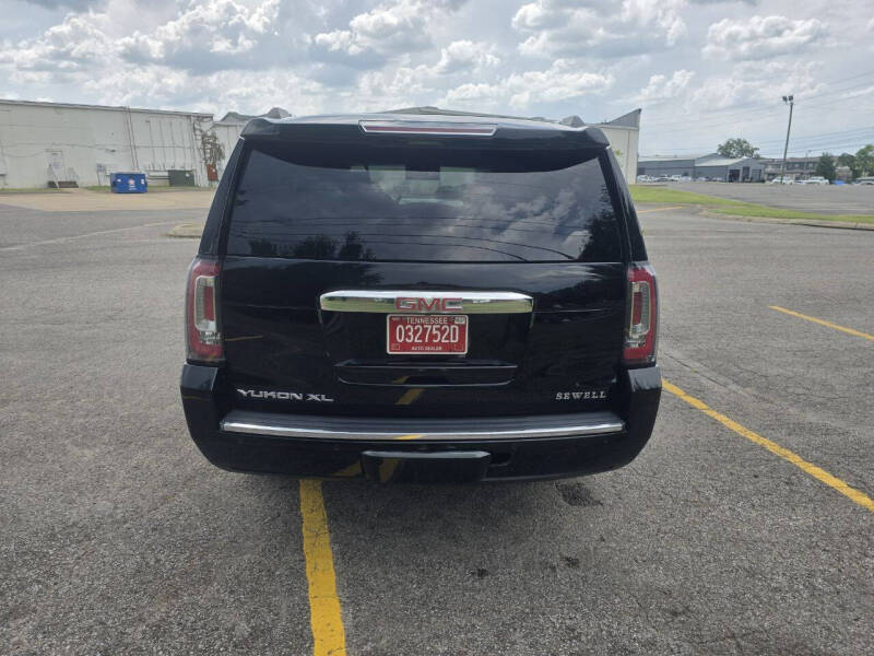 2020 GMC Yukon XL Denali