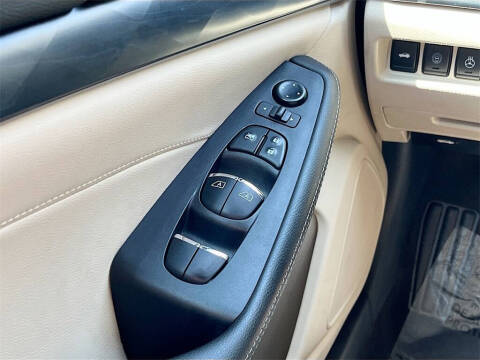 2023 Nissan Maxima 3.5 Platinum