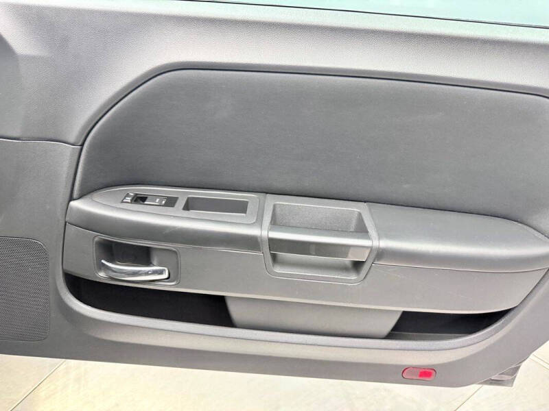 2012 Dodge Challenger SXT