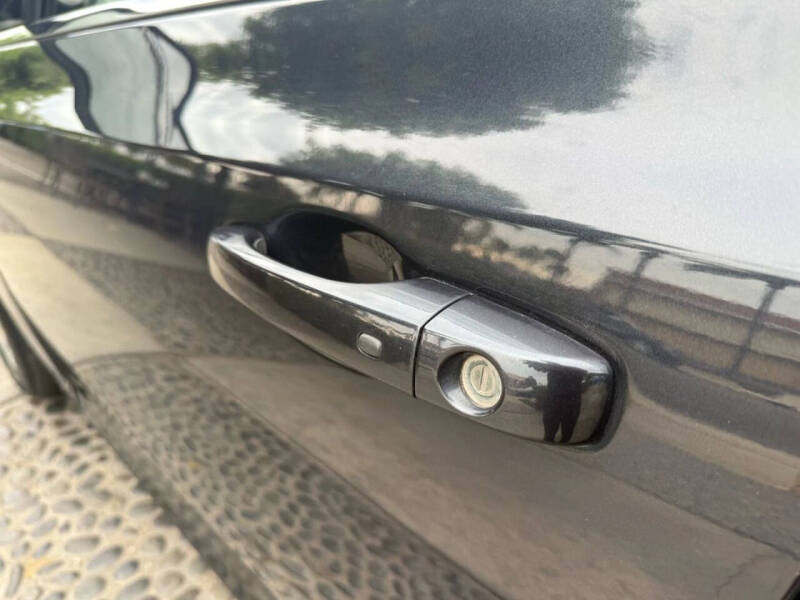 2017 Chrysler 300 Limited