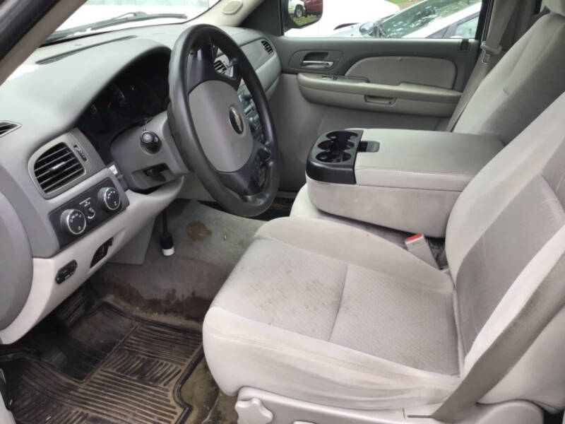 2009 Chevrolet Suburban LS 2500