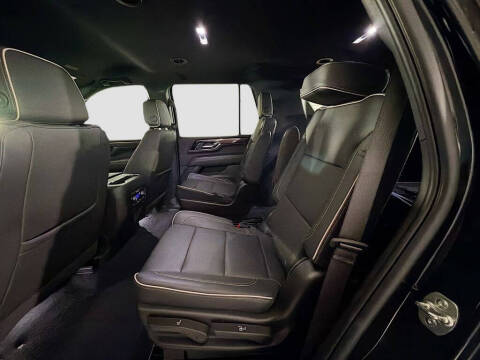 2025 GMC Yukon Elevation