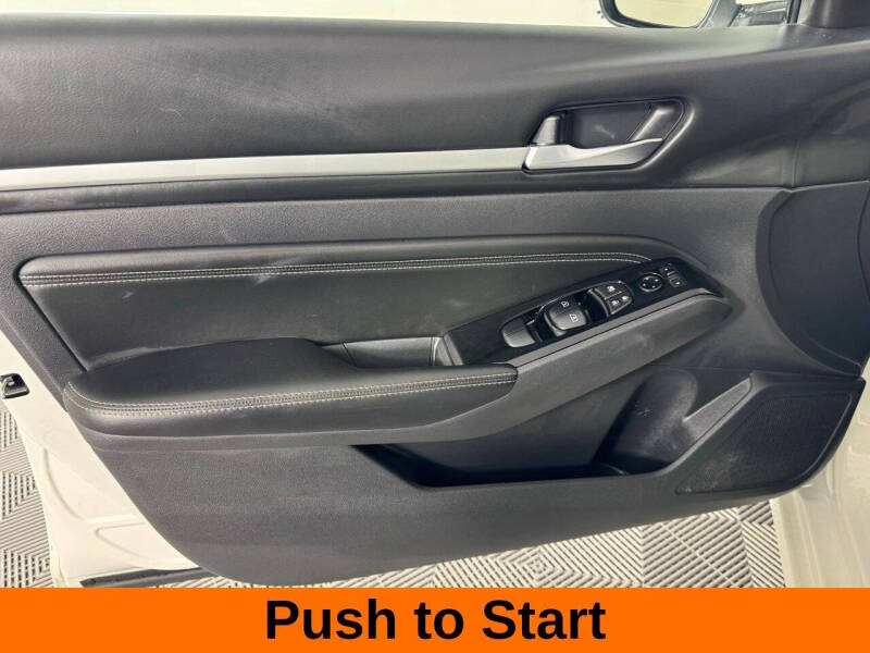 2022 Nissan Altima 2.5 SL