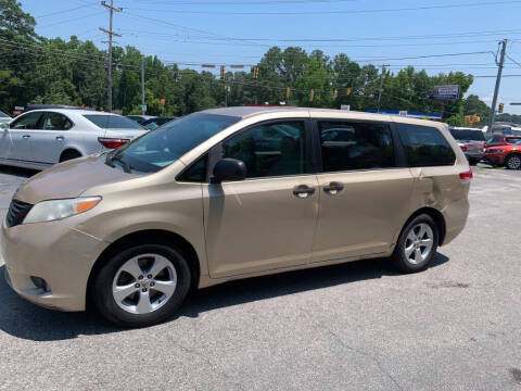 2012 Toyota Sienna Base 7-Passenger