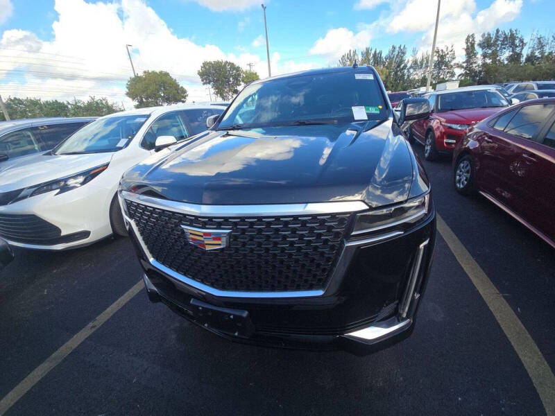 2022 Cadillac Escalade ESV Premium Luxury