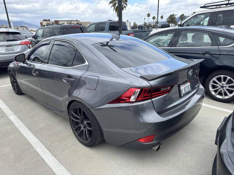 2016 Lexus IS 200t